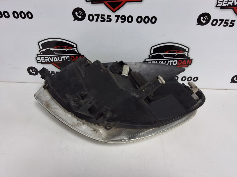 far dreapta citroen xsara picasso (1999->) [n68] 1.6 benzina 2001