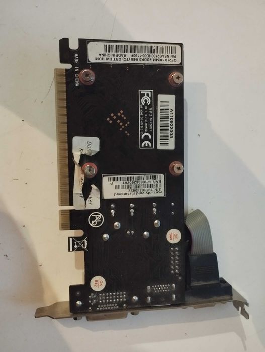 Видеокарта Geforce 210 1gb ddr3 64B