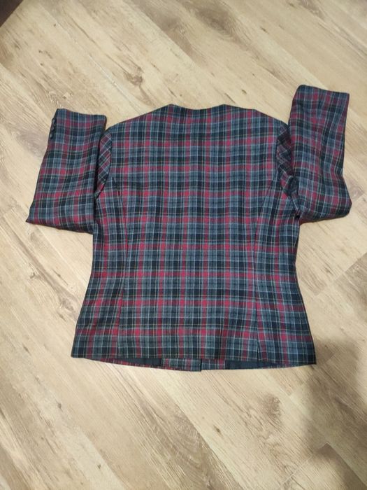 Sacou damă din lână fina scoțian Edinburgh mărimea L