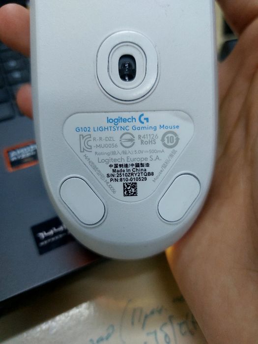 Logitech g102 с коробкой почти новая