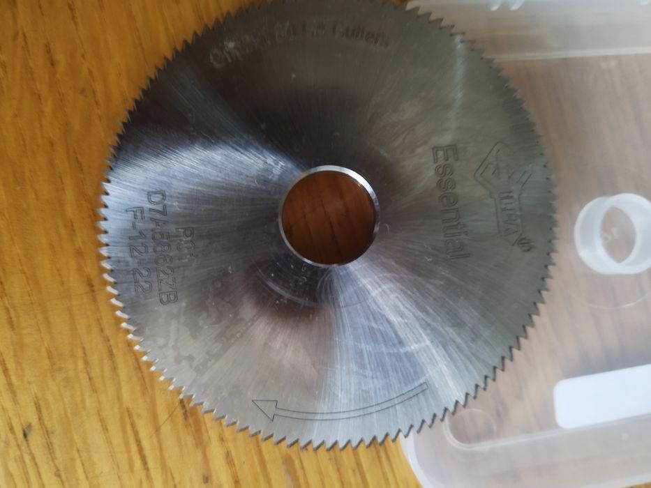 Дискова фреза  за ключарска машина