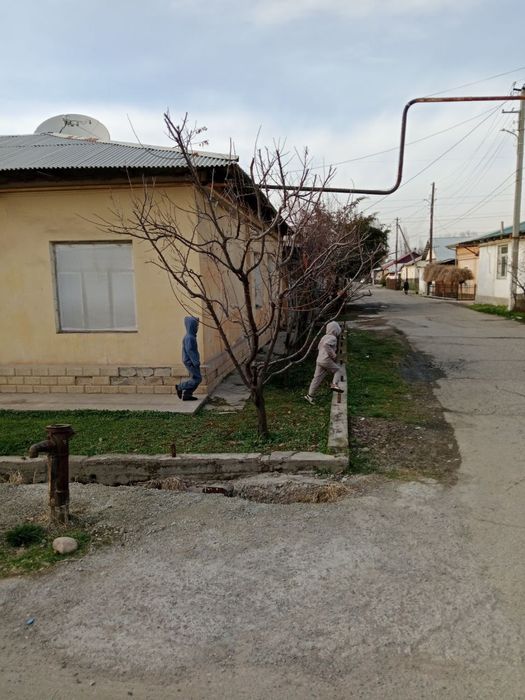 Prodam dom 2.8 sotik v Tashkente fergana yo'li orintir sangorit