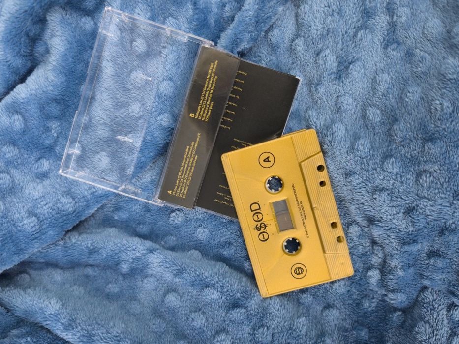 Casetă SEMNATĂ Șatra B.E.N.Z. x Porc, Album Ediție Aniversară