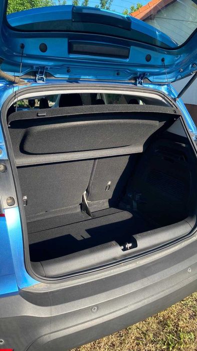 Opel Crossland X 1199 cm* 96 KW E6 57000 km 2019