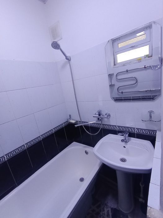 3xonali uy ijaraga beriladi