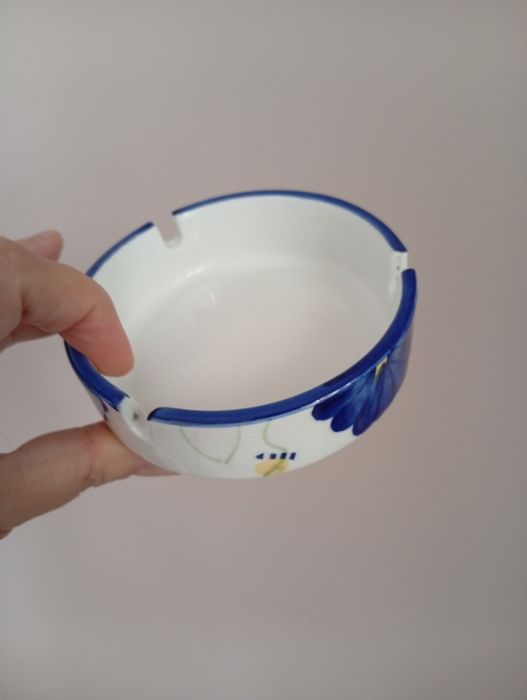 Пепельница,не пользовались