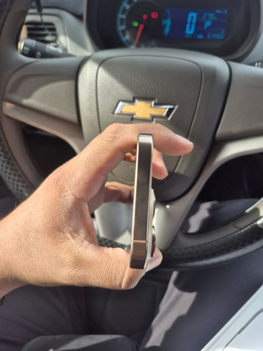 Продам или обменяю iphone 16 Pro 128