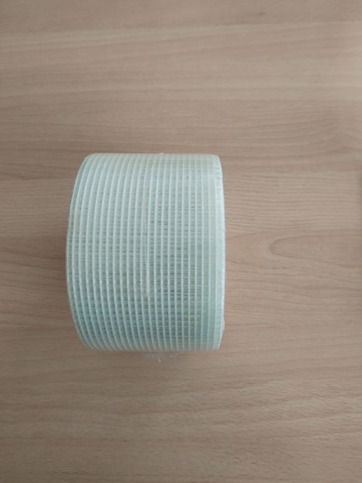 Серпянка самоклеющаяся.