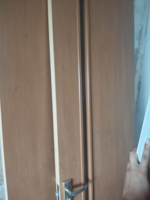 Продам 5000 двери б/у 4 штуки
