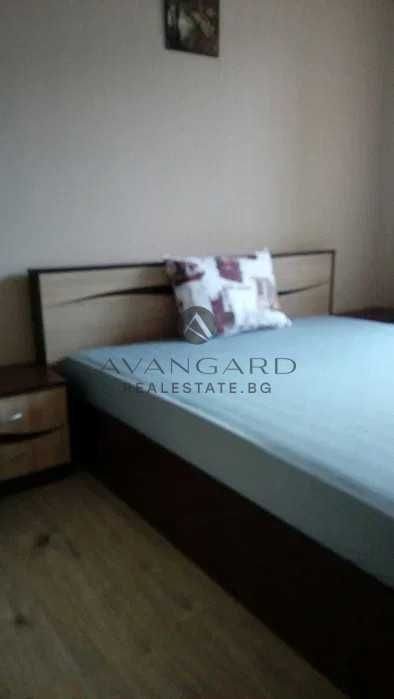 Продава се Тристаен апартамент в Пловдив, Кючук Париж - 70 кв.м за 2478 €/кв.м - Снимка #4