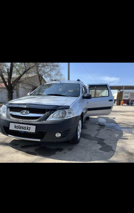 Лада ларгус 2013 года