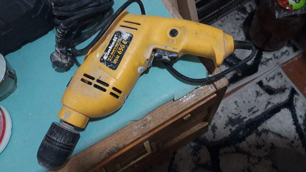 Продам дрель в рабочем состоянии  70000минг сум