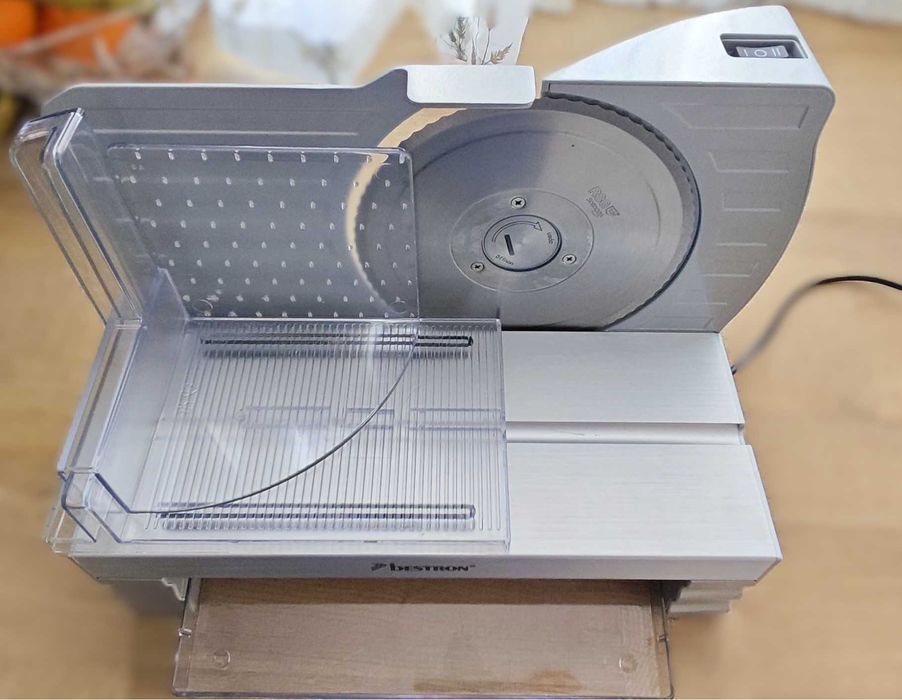 Електрическа резачка за храна Bestron AFS9018S - Колбасорезачка