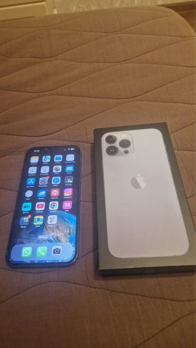 Продам iPhone 13 Pro Max