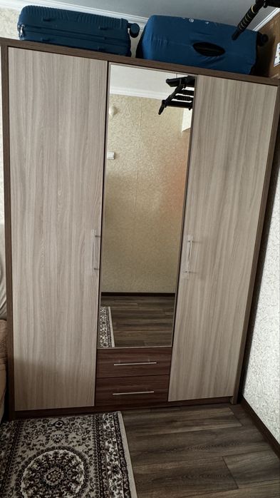 Шкаф в хорошем состоянии