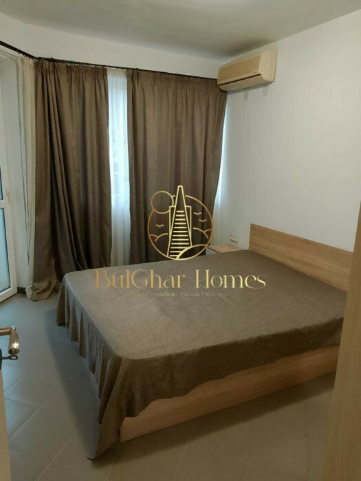 Дава се под наем Двустаен апартамент в Варна, Център - 55 кв.м за 478.38 € - Снимка #2