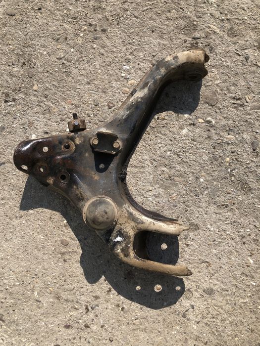 Носачи за Паджеро 2