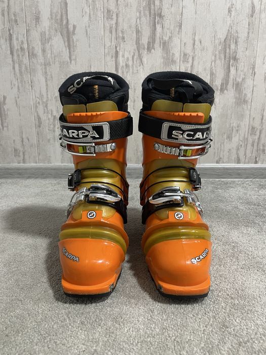 Горнолыжные ботинки Scarpa F3