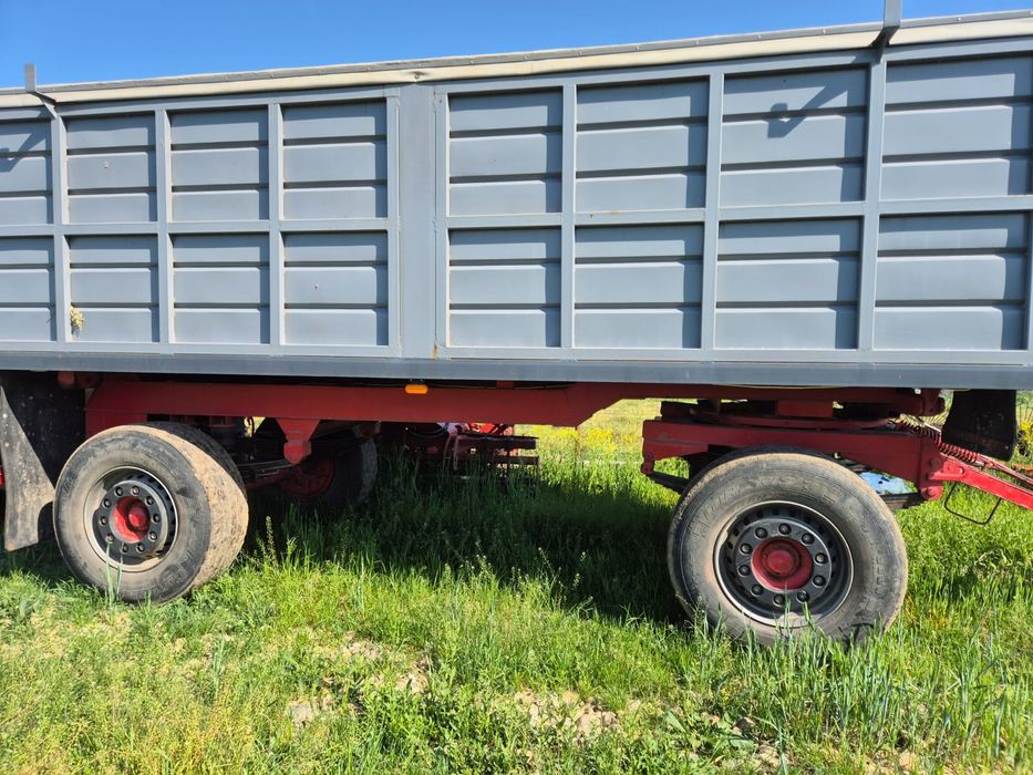 Remorca auto 14-16 tone "gât de lebădă "