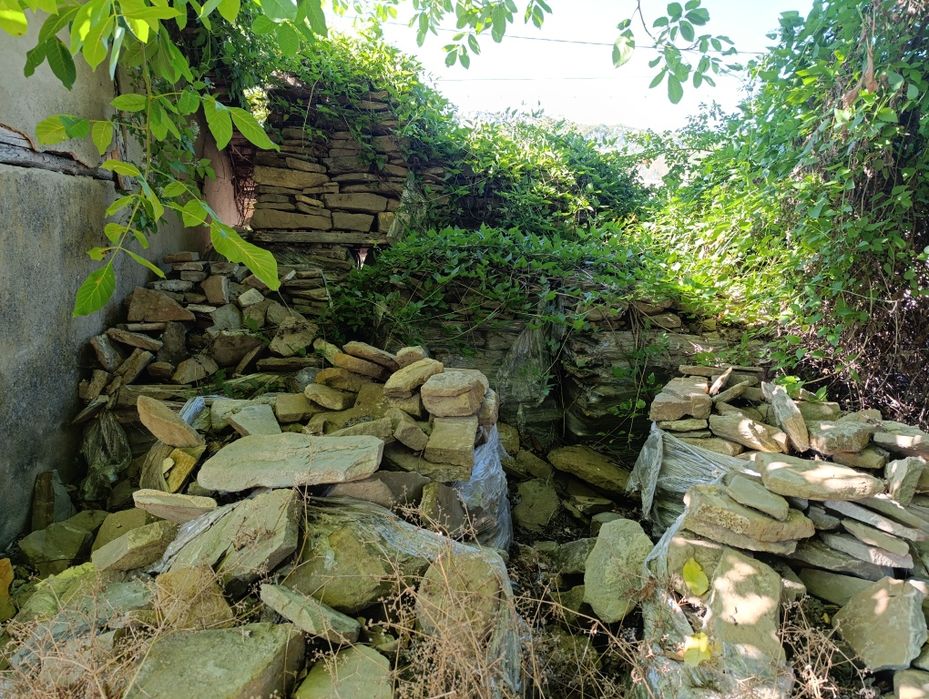 Камъни за зидария и за настилки