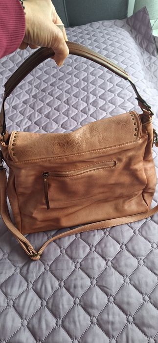 Дамска чанта с две дръжки къса и дълга