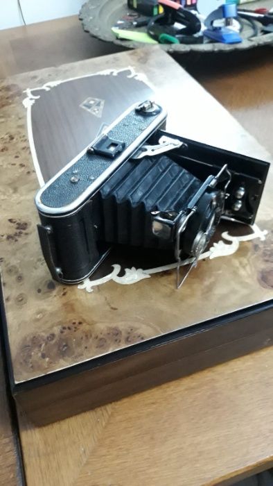 Aparat foto FOTH cu geanta de piele originala vechime 100 de ani