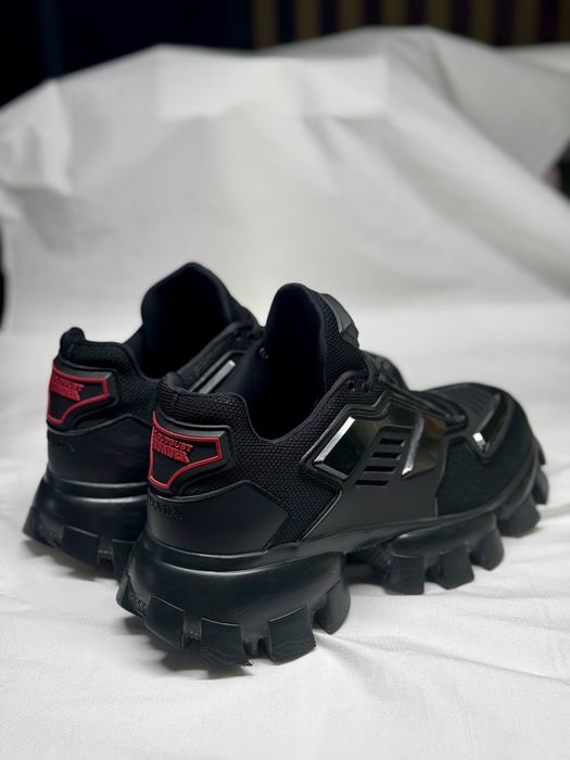 Vand  sneakers Prada Thunder originali!