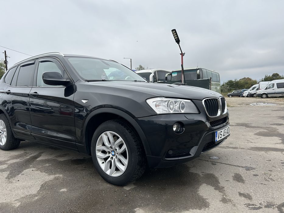 Vind Bmw X3 2000 tdi Cutie Automata 4X4 Scaune sport piele plus stofa