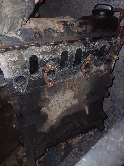 Продам двигатель от ауди