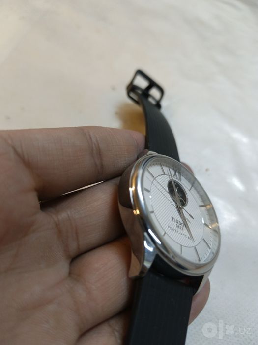 Бренд Tissot
Коллекция Материал - сталь
Застежка - складная
Батарейка