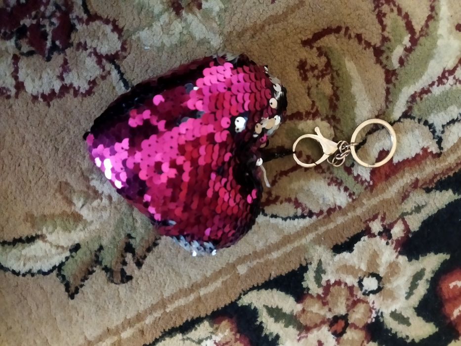 Брелок для девочек