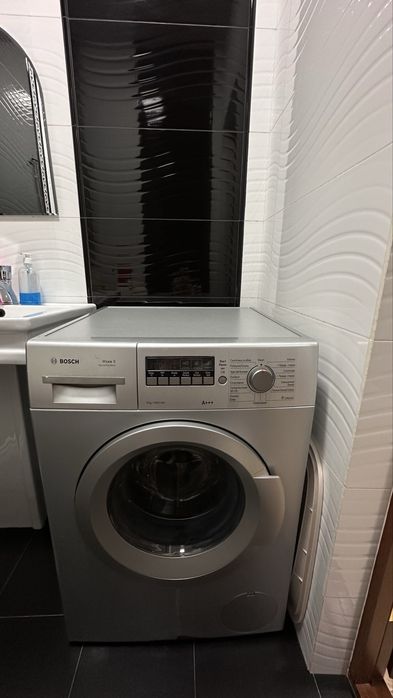Стиральная машина BOSCH 8 кг