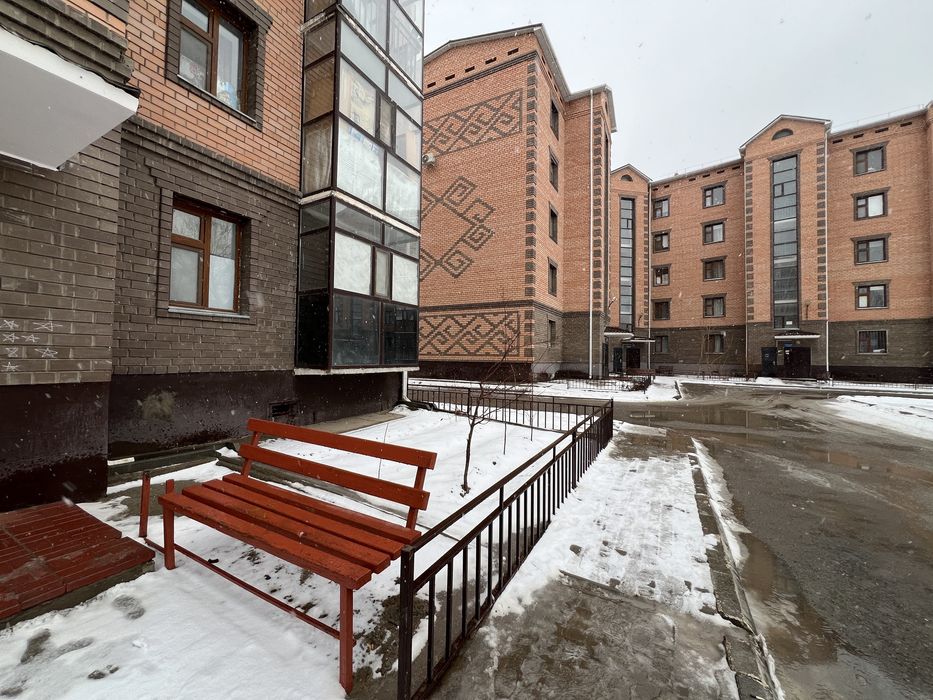 Левый Берегтен 3-комн квартира