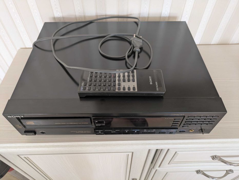 CD плейър Sony CDP-970 240лв