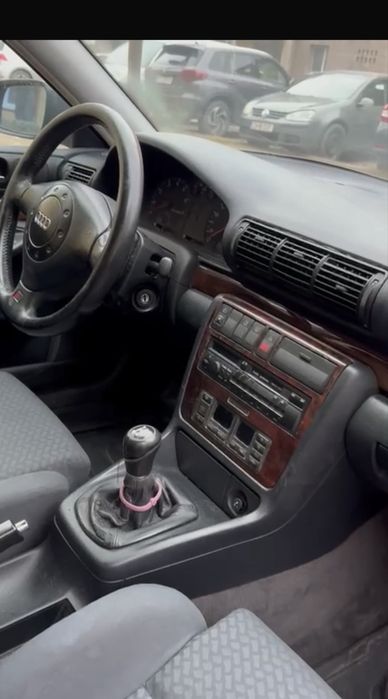 Masina Audi A4 Benzina