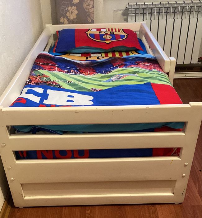 Срочно продам 2 детские кровати