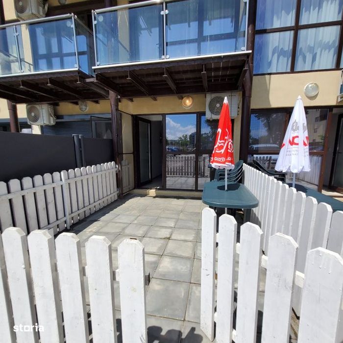 Studio modern cu terasa I Parcare I 250m de plaja – Comision 0%