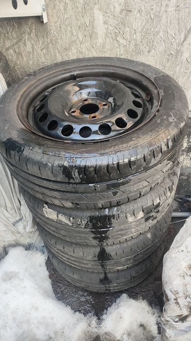 Диски с резиной тоета.4*100*15