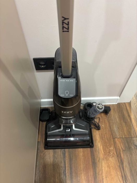 Izzy 1S 2в1 вертикальный пылесос