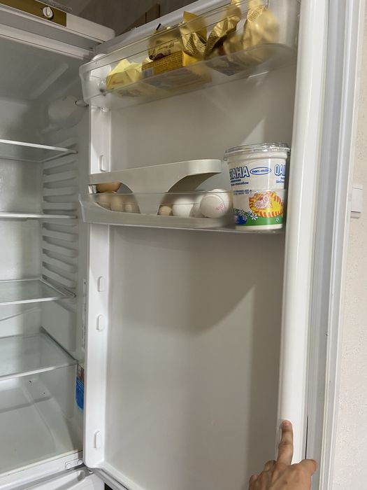 Срочно продам холодильник