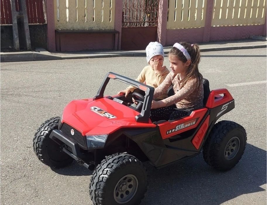 Masinuta electrica 3-8 ani   2 persoane 4x4