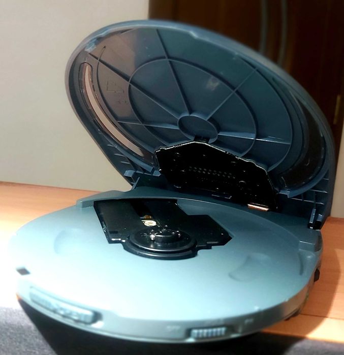 CD Player Portabil Grundig Squixx CDP 4100