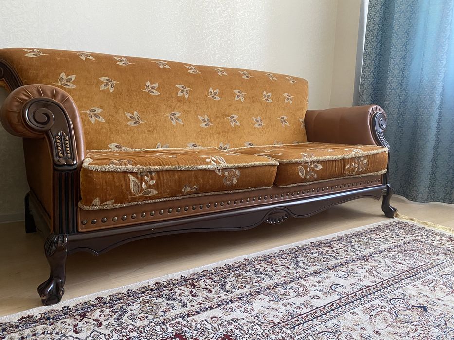 Диван в комплекте Bellona