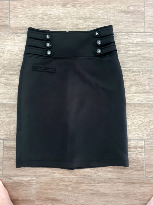 Fuste negre nr 40