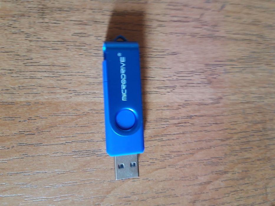 Флешка Microdrive 128gb