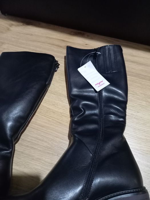 Ботуши дамски 38