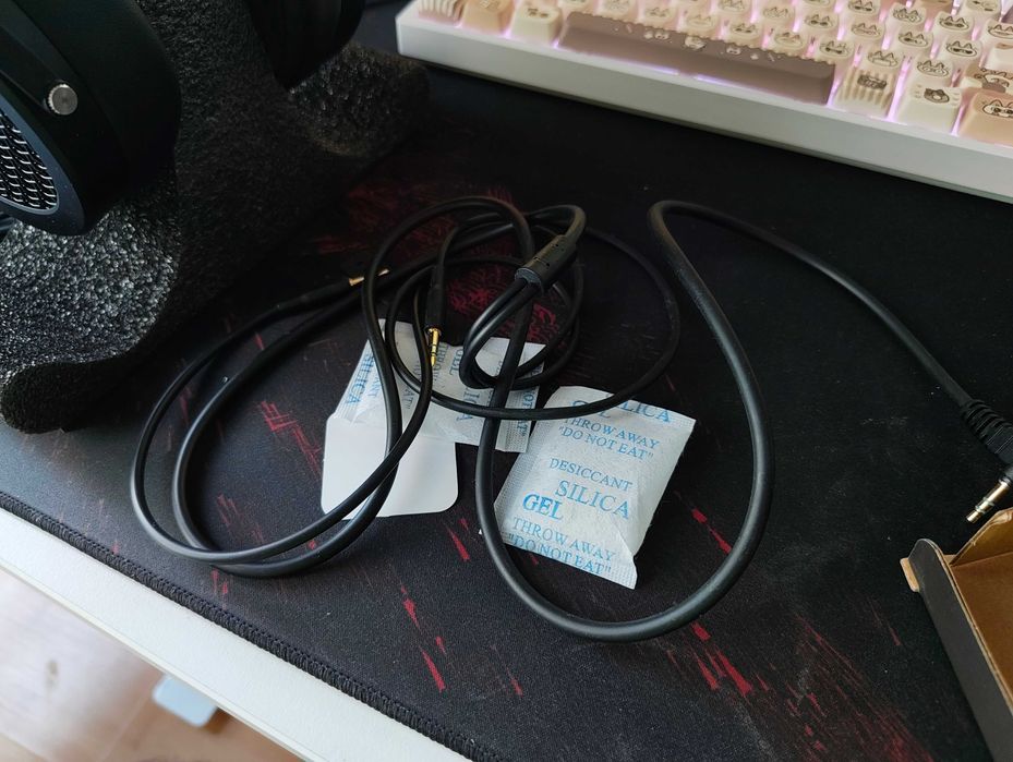 Casti Hifiman Sundara r.2021