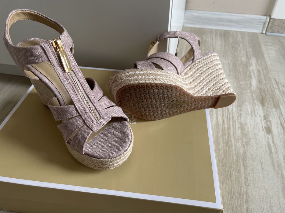 Michael Kors обувки