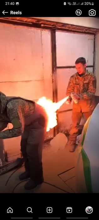 Кнопочный телефон