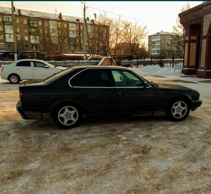 Продам Легенду BMW Е34